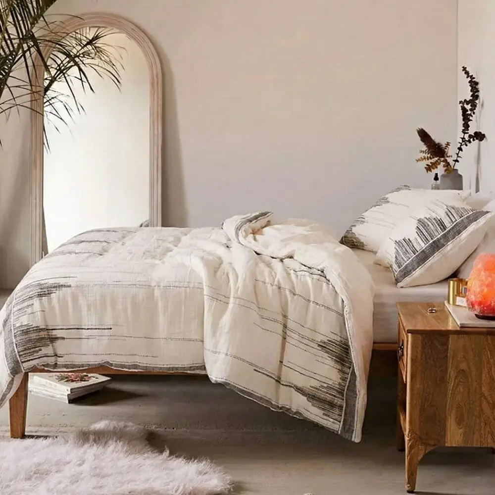 Urban Outfitters Inga Kilim Gauze Duvet Cover and Sham - Queen - New